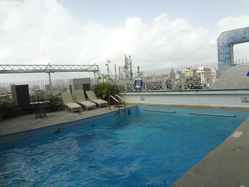 Ramee Guestline Hotel Juhu Mumbai Exterior photo