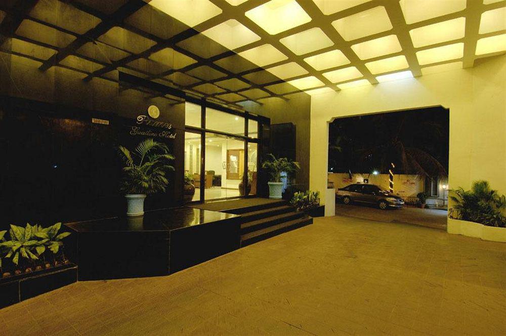 Ramee Guestline Hotel Juhu Mumbai Interior photo
